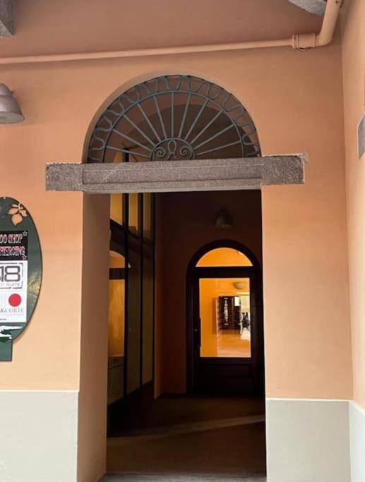 Apartamento Via Garibaldi 18 50 *